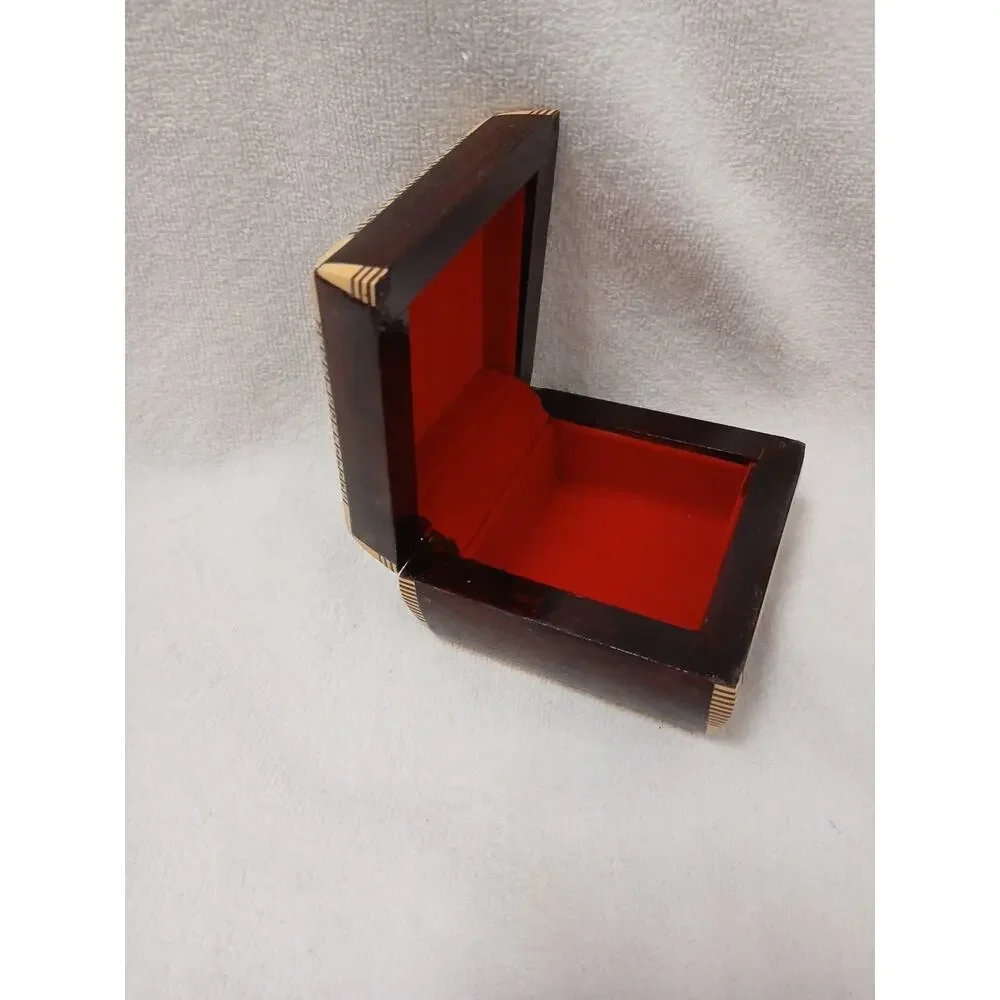Exotic Egyptian Hand Inlaid Mother Pearl Jewelry Wood Box 3.5' Gift Storage‎ Box